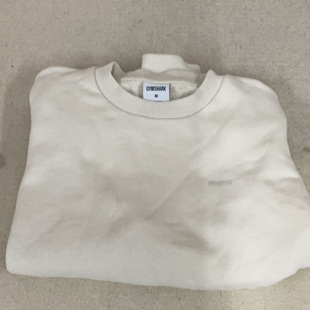 EUC Woman’s long sleeve GYMSHARK sweatshirt